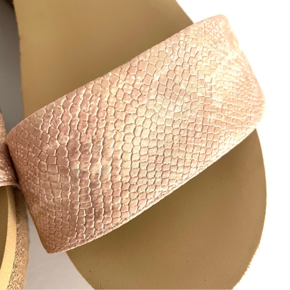 SummerLove Shimmery Rose Comfortable Slingback Wedge Sandals by Volatile, size 9 - Picture 7 of 17